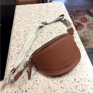 Universal thread belt bag/ crossbody